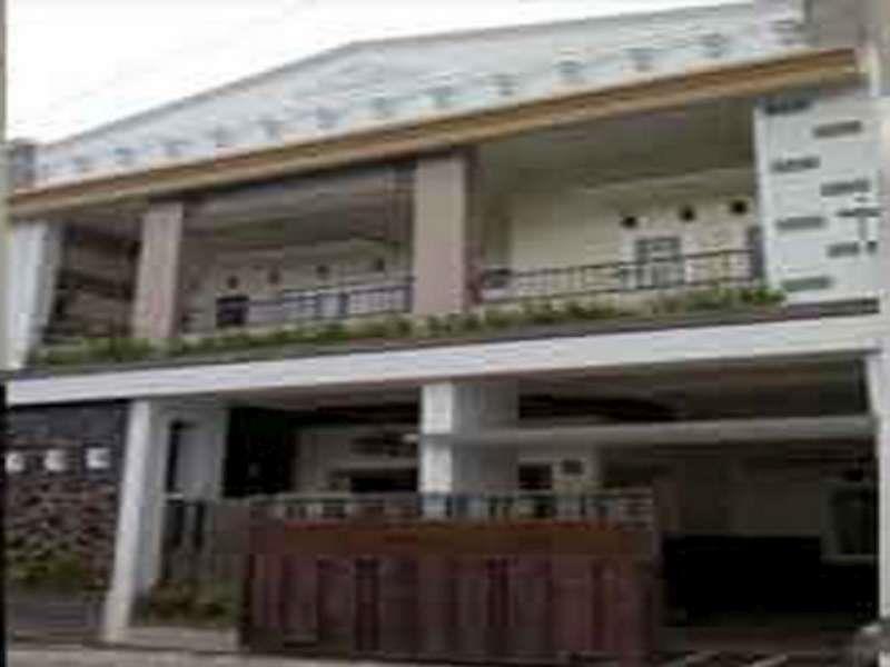 Griya Nelwan Guest House มะลัง ภายนอก รูปภาพ